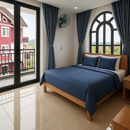 Otel Hotel Dalat Bagian luar foto